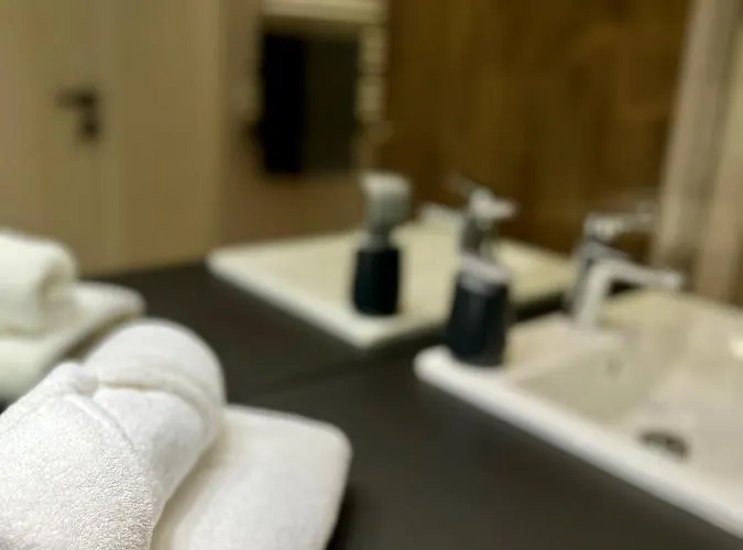 Malta Park - Cost Free Parking - Ac Klimatyzacja - 24h Check In بوزنان